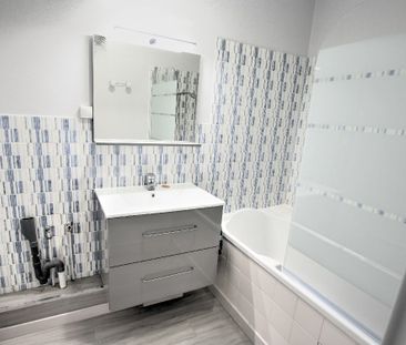 Appartement Courbevoie BECON 2 pièces 45 m² - Photo 3