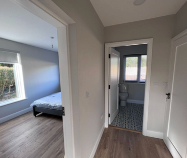 Modern one bed apartment, Rochestown, Co. Cork - Photo 2