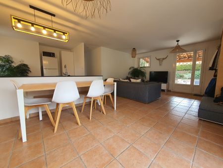 Location Maison 4 pièces 82m² LES PENNES MIRABEAU 13170 - Photo 3