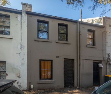 Light and Spacious Three Bedroom Terrace - Photo 4