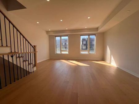 For Lease - 36 Fancamp Drive, Vaughan, Ontario - Photo 5