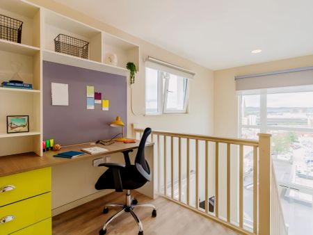 1 Bedroom, 1 Bathroom - Photo 2