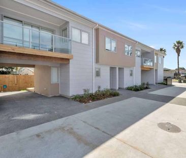 Modern 3-Bedroom Home for Rent in Manurewa - Photo 5