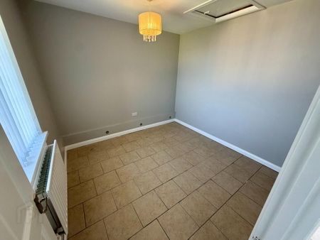 Celandine Court, Gobnascale, Waterside, BT47 2EN - Photo 5