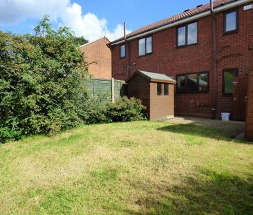 2 bedroom semi-detached house to rent - Photo 5