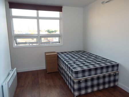 1 bedroom apartment to rent - Photo 2