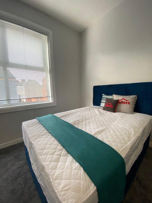 Myrtle Road (2 bed flat) - Photo 1