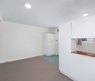 PERFECT LOCATION - Photo 2