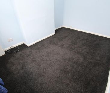 2 bedroom semi-detached house to rent - Photo 2