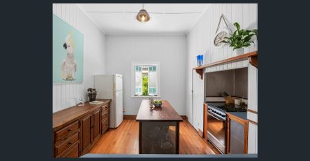 Flexible lease with option to extend to eight months. - Photo 4