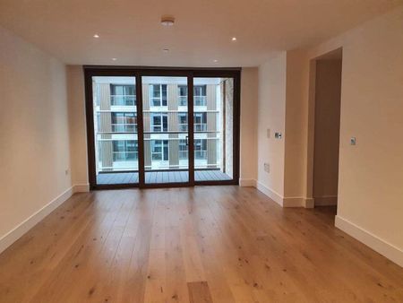 Radley House, SW11 4FA - Photo 2