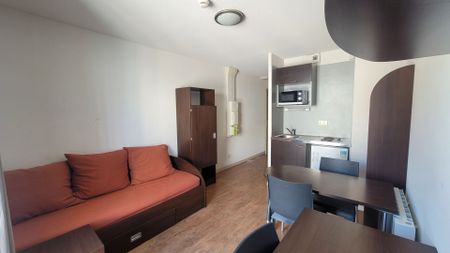 Location Appartement 1 pièce 17m² - Photo 3