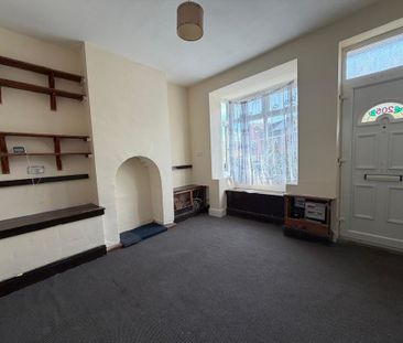 2 Bedroom Mid Terraced House For Rent - Photo 3