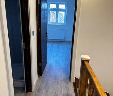 Room in a Shared House, Cromwell Road, N10 - Photo 3