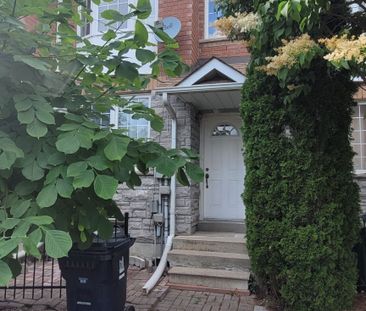 For Lease - 16B Gower Street Unit# Main, Toronto, Ontario - Photo 1