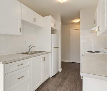 Premier Suite - 2 Bedroom - Photo 6