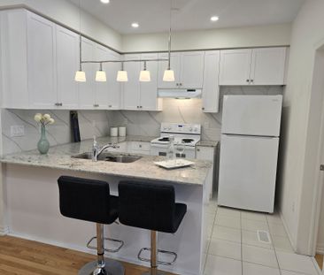 For Lease - 236 Vivant Street, Newmarket, Ontario - Photo 6