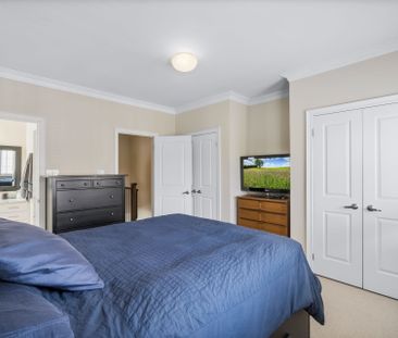 For Lease - 122 Six Point Road, Toronto, Ontario - Photo 6