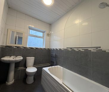 Mount Grove, Birkenhead - Photo 5