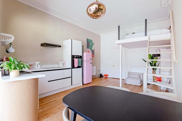 Studio to rent - Photo 1