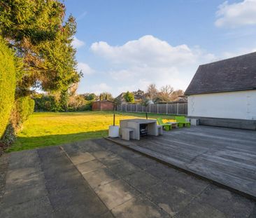 Fetcham, Leatherhead, Surrey, KT22 - Photo 6