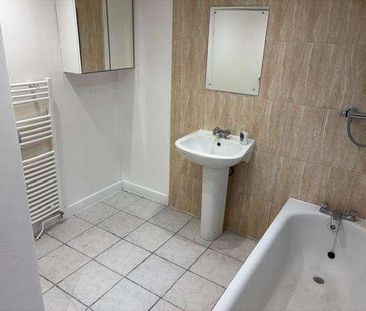 Winchester Road, Edmonton, N9 - Photo 4