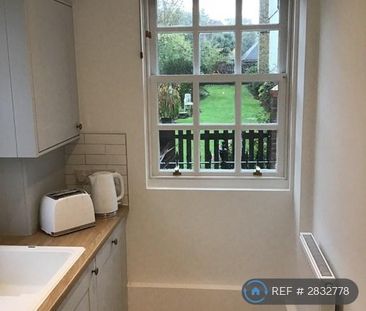 2 bedroom end of terrace house to rent - Photo 6