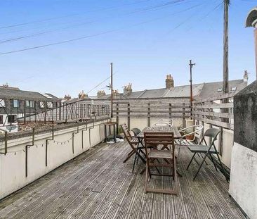 Clifton Place, Plymouth, PL4 - Photo 1