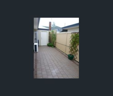 Quiet Villa Prime Location - Photo 5