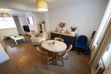 2 bedroom house to rent - Photo 2