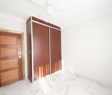 Near New Granny Flat with Own Access. - Photo 1