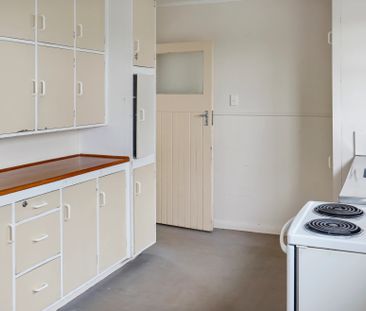 3-bedroom property, perfectly located! - Photo 1