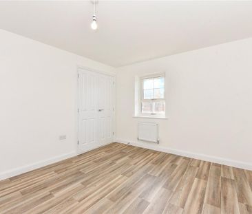3 bedroom detached house to rent - Photo 4