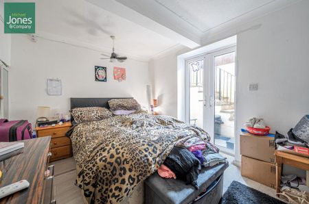 2 bedroom maisonette to rent - Photo 4