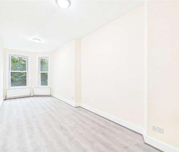 Newbury House, Andover Road, Newbury, Berkshire, RG14 - Photo 3