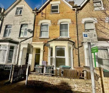 Brampton Park Road, Wood Green, N22 - Photo 1