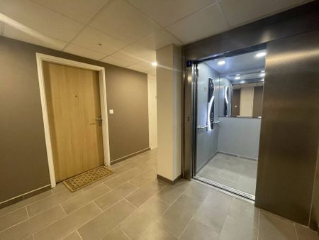 BREST SAINTE-ANNE DU PORTZIC - APPARTEMENT T3 NEUF - PLACE DE PARKING PRIVATIVE - CADRE PRIVILEGIE - Photo 3