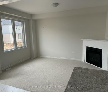 Semi-Detached Home For Lease | X8076710 - Photo 6