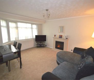 2 bedroom maisonette to rent - Photo 4