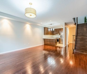 For Lease - 5195 Angel Stone Drive, Mississauga, Ontario - Photo 5
