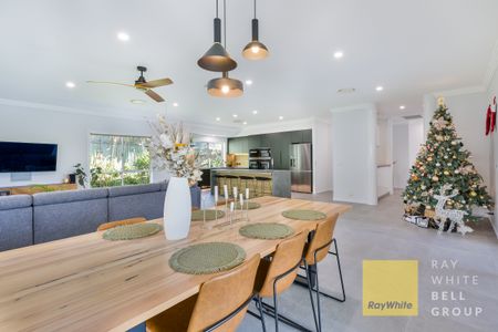 6 Strathford Court, Parkwood QLD 4214 - House For Rent | Domain - Photo 4