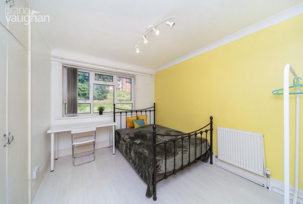 3 bedroom apartment to rent - Photo 1