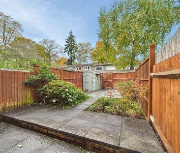 Greenham Wood, Bracknell, Berkshire, RG12 - Photo 3