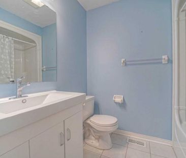 For Lease - 2394 Emerson Drive, Burlington, Ontario - Photo 5