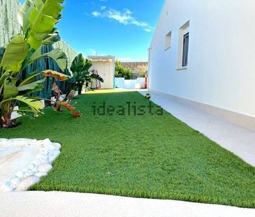 Alquiler de chalet adosado en Calle Calypso - Photo 1