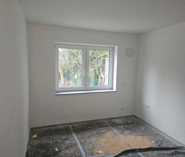 Erdgeschoßwohnung Erstbezug nach Kernsanierung - Photo 1