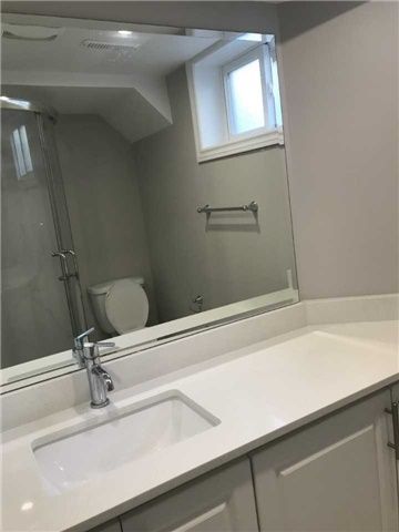 For Lease - 42 Pender Crescent, Toronto, Ontario - Photo 5