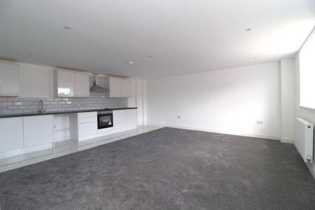 2 bedroom end of terrace house to rent - Photo 3