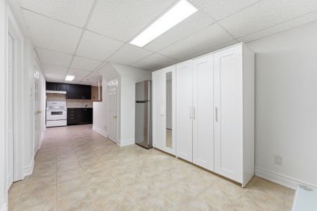 For Lease - 112 Kersey Crescent Unit# BSMT, Richmond Hill, Ontario - Photo 5
