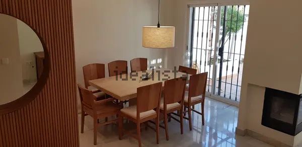 Alquiler de chalet adosado en Puerto Banús - Photo 1